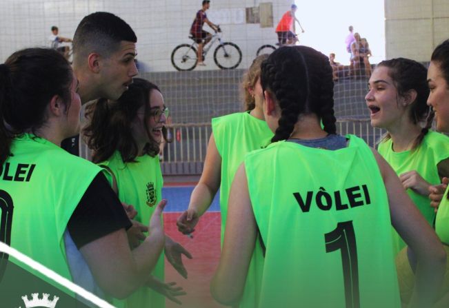 1º Campeonato Interno de Vôlei na categoria feminina