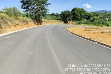 Asfalto Avenida da Saudade - Distrito Industrial