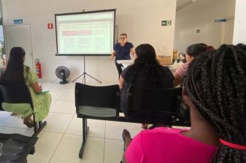 reunião de gestantes aborda o tema: Cuidados com Recém-Nascidos 